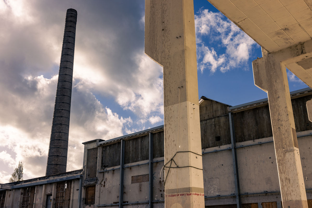 Loading... just a sec